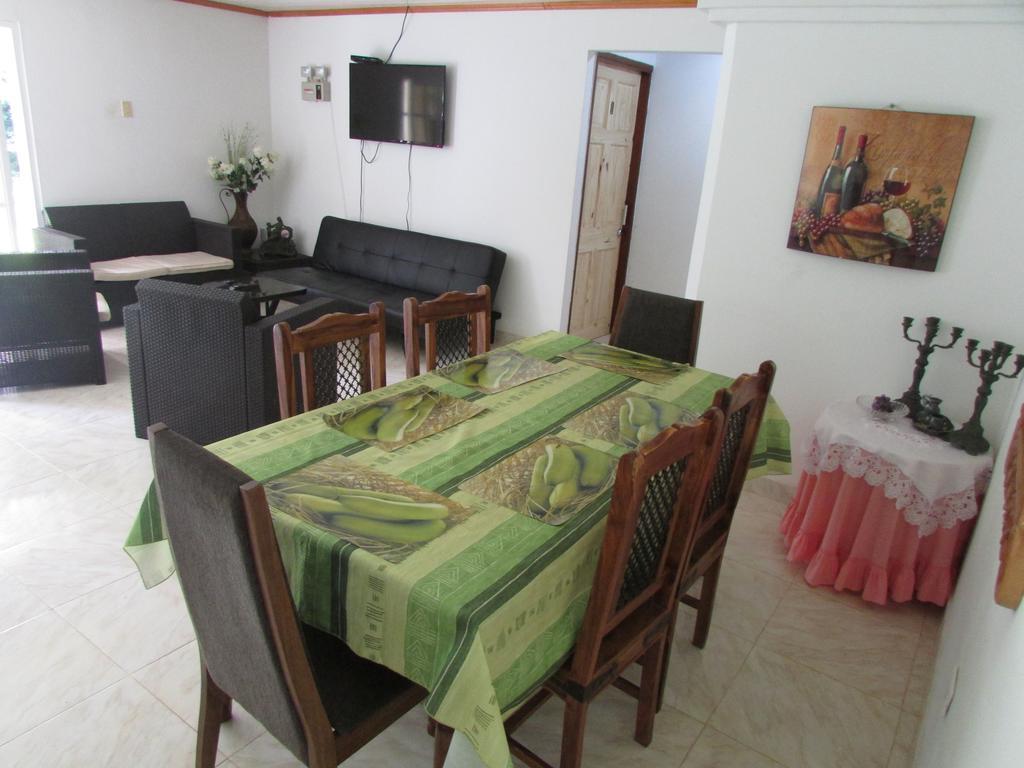 Posada Hostal Miss Marlly San Andres  Exterior photo